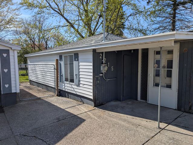 2215 Dowd Street, Muskegon, MI 49441