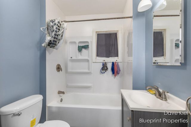 1195 S Getty Street, Muskegon City, MI 49442