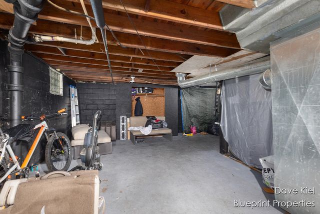 1195 S Getty Street, Muskegon City, MI 49442