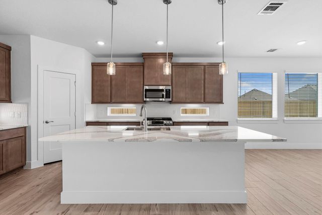 2743 Brandon Bluff Bend, Fulshear, TX 77441