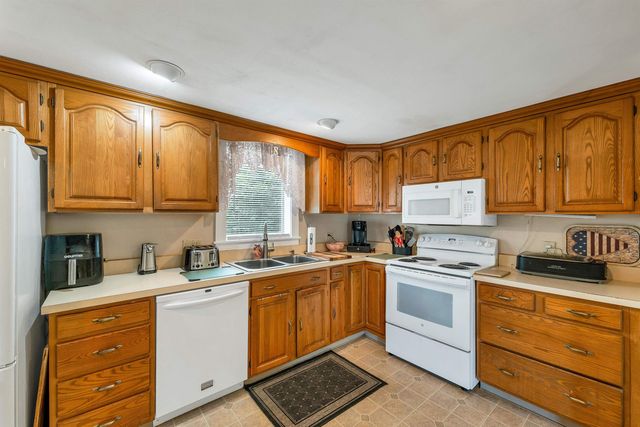 101 Pine Street, Laconia, NH 03246