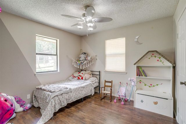 1312 Robyn Road, Azle, TX 76020