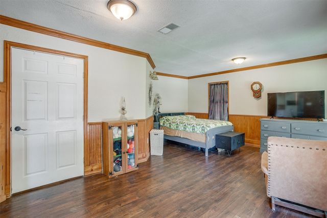 1312 Robyn Road, Azle, TX 76020