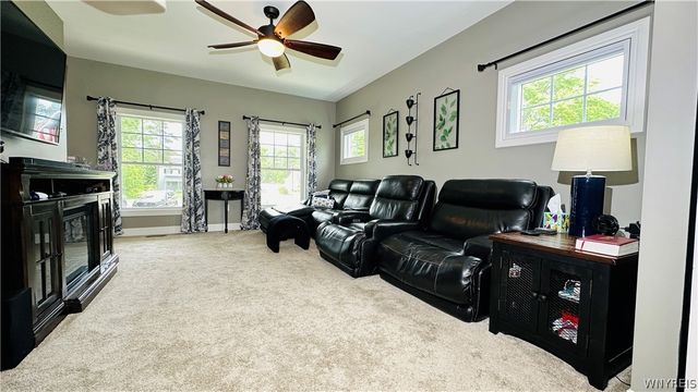 880 Upper Mountain Road, Lewiston, NY 14092