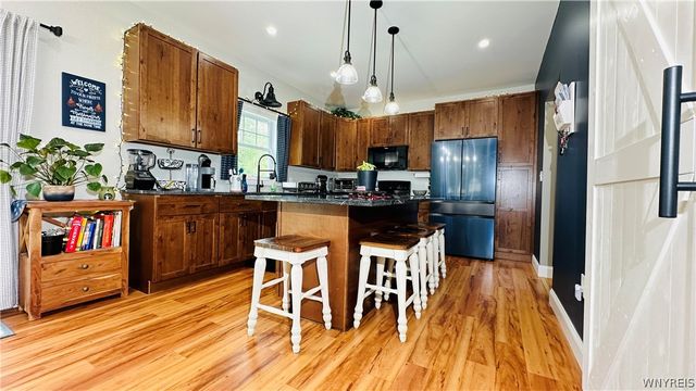 880 Upper Mountain Road, Lewiston, NY 14092