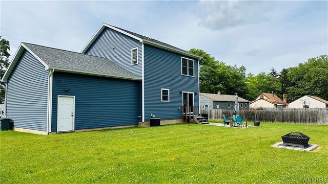 880 Upper Mountain Road, Lewiston, NY 14092