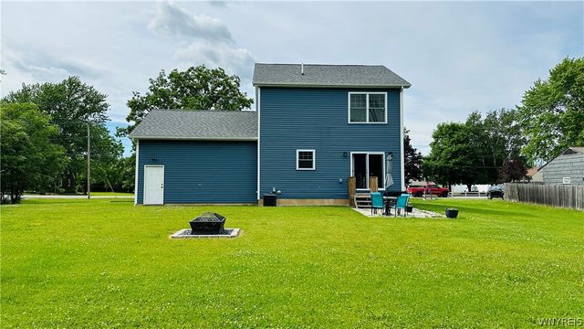 880 Upper Mountain Road, Lewiston, NY 14092