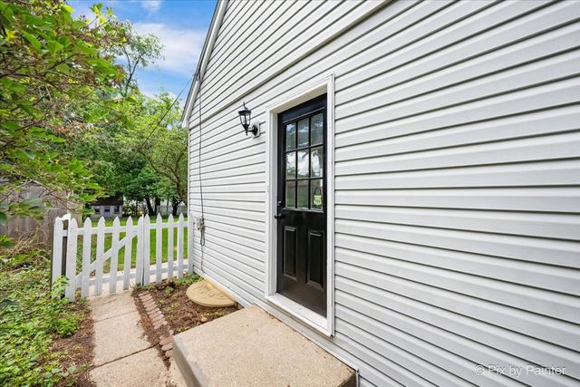 604 Rome Avenue, Rockford, IL 61107