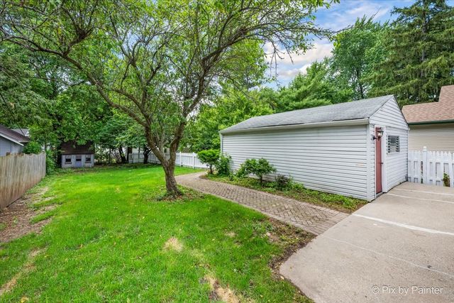 604 Rome Avenue, Rockford, IL 61107