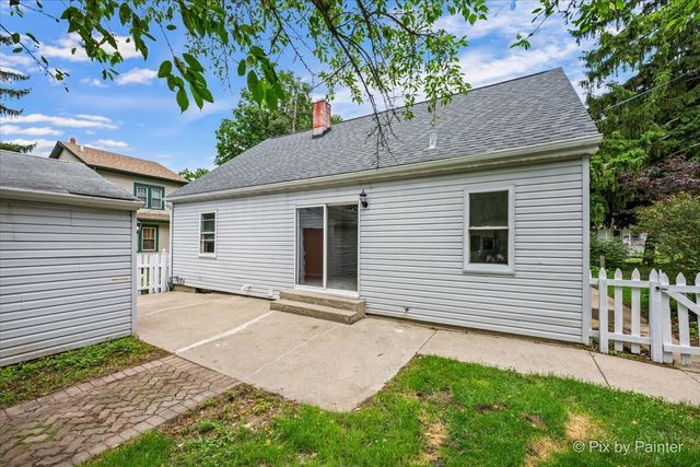 604 Rome Avenue, Rockford, IL 61107
