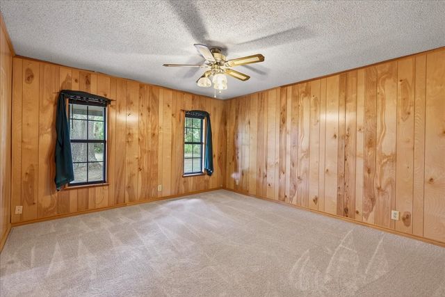 325 Lincoln Street, Trinidad, TX 75163