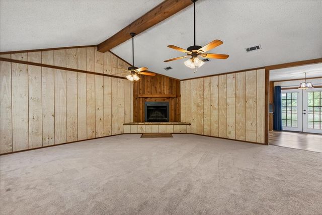 325 Lincoln Street, Trinidad, TX 75163
