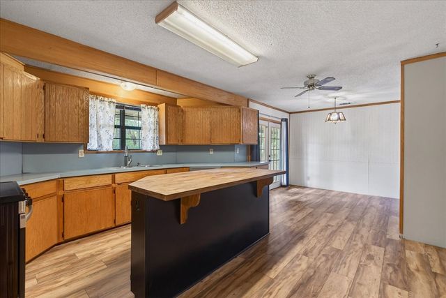 325 Lincoln Street, Trinidad, TX 75163