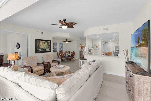 3970 Deer Crossing CT 105, Naples, FL 34114