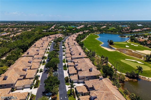 3970 Deer Crossing CT 105, Naples, FL 34114