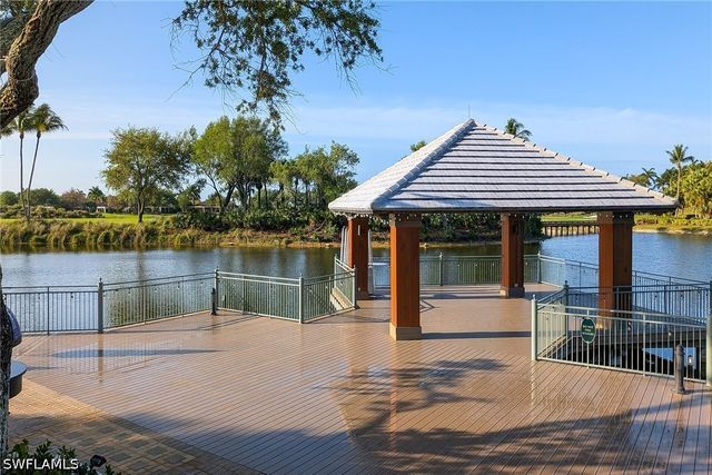 3970 Deer Crossing CT 105, Naples, FL 34114