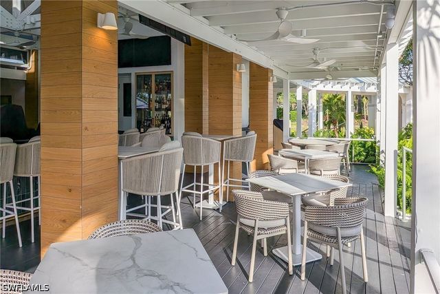 3970 Deer Crossing CT 105, Naples, FL 34114