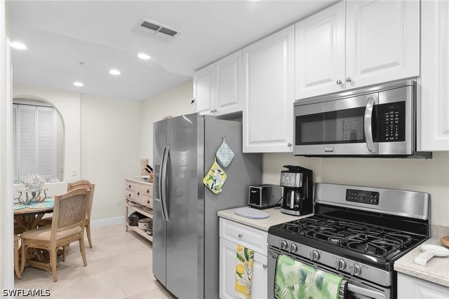 3970 Deer Crossing CT 105, Naples, FL 34114