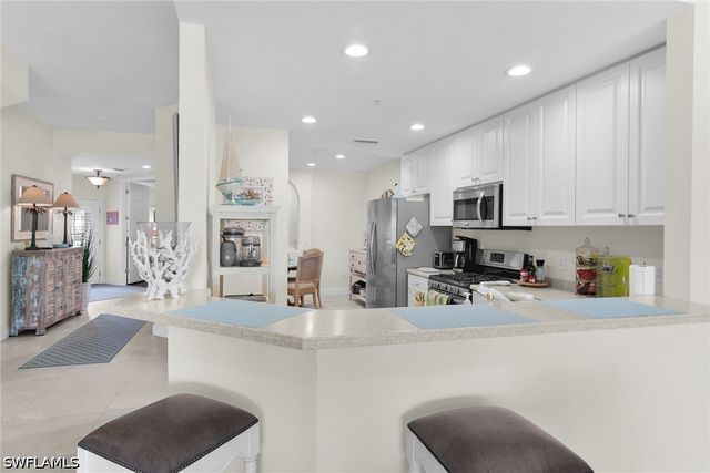 3970 Deer Crossing CT 105, Naples, FL 34114