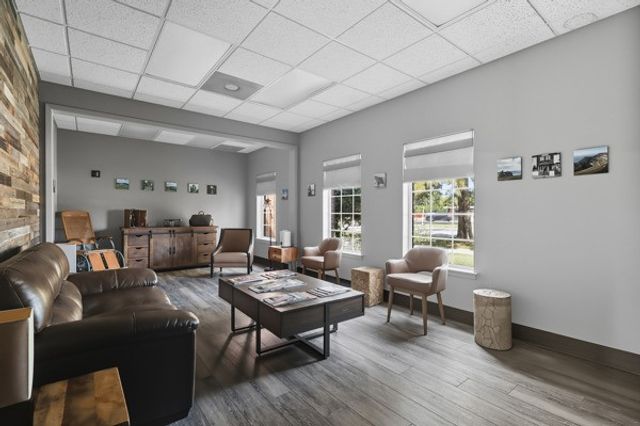 4550 Lamar Avenue 200, Paris, TX 75462