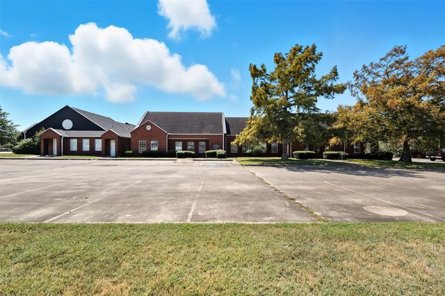 4550 Lamar Avenue 200, Paris, TX 75462