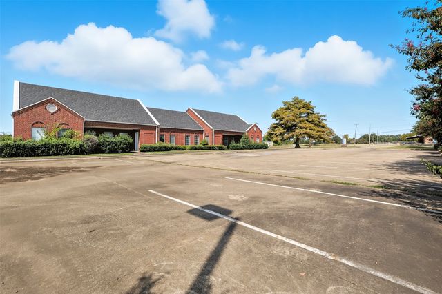 4550 Lamar Avenue 200, Paris, TX 75462