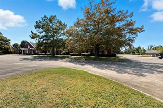 4550 Lamar Avenue 200, Paris, TX 75462