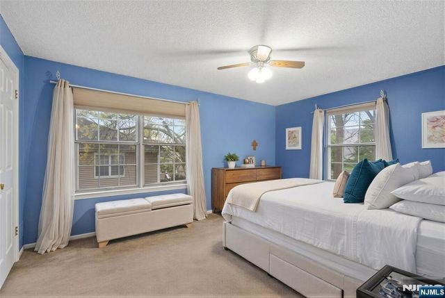 972 Juniper Way, Mahwah, NJ 07430