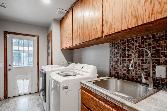 31144 James Avenue, Madera, CA 93636