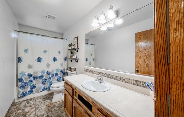 31144 James Avenue, Madera, CA 93636