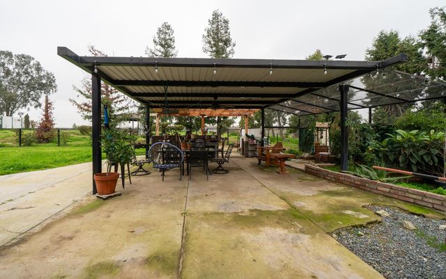 31144 James Avenue, Madera, CA 93636