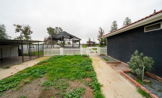 31144 James Avenue, Madera, CA 93636