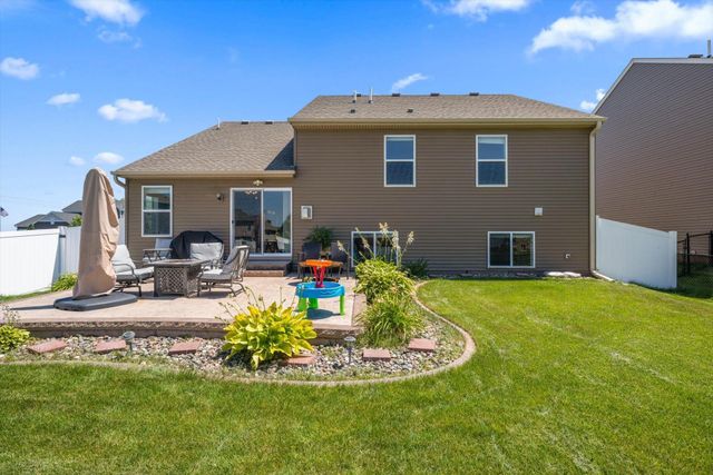 13772 Apollo Way, Rosemount, MN 55068