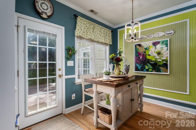 1013 Marguerite Drive, Lowell, NC 28098