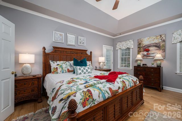 1013 Marguerite Drive, Lowell, NC 28098