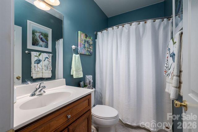 1013 Marguerite Drive, Lowell, NC 28098