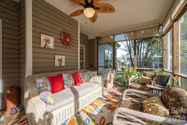 1013 Marguerite Drive, Lowell, NC 28098