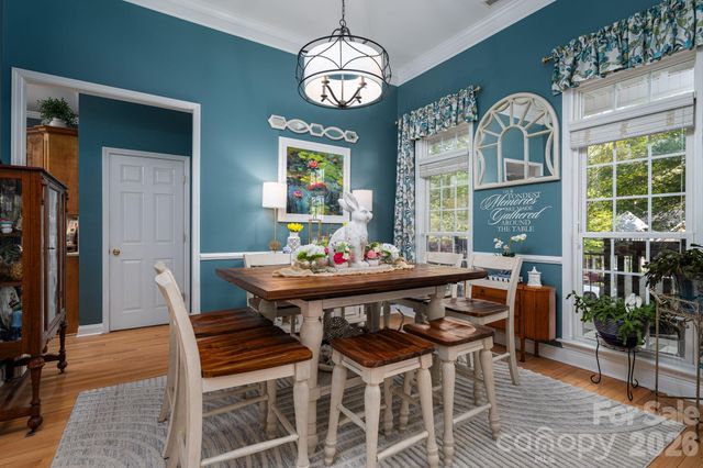 1013 Marguerite Drive, Lowell, NC 28098