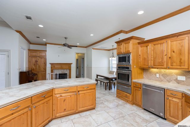35397 Oak Haven Ave, Geismar, LA 70734