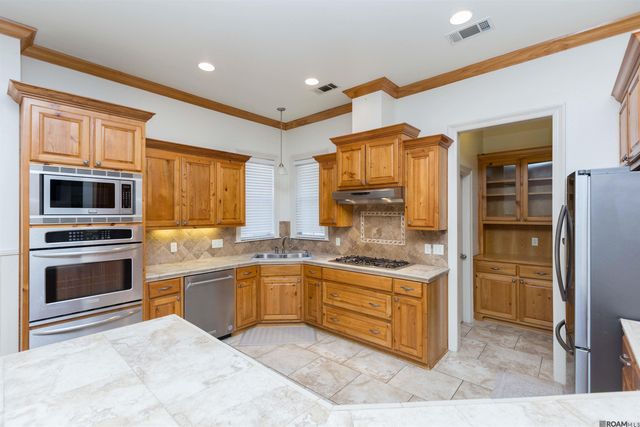 35397 Oak Haven Ave, Geismar, LA 70734