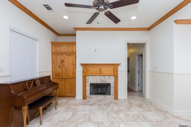 35397 Oak Haven Ave, Geismar, LA 70734