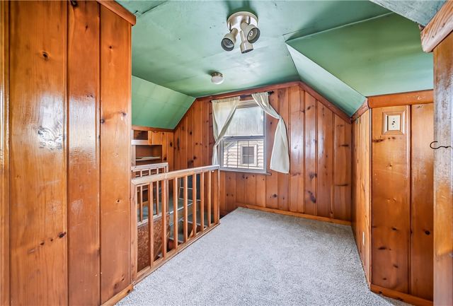 634 Spencer Ave, Sharon, PA 16146