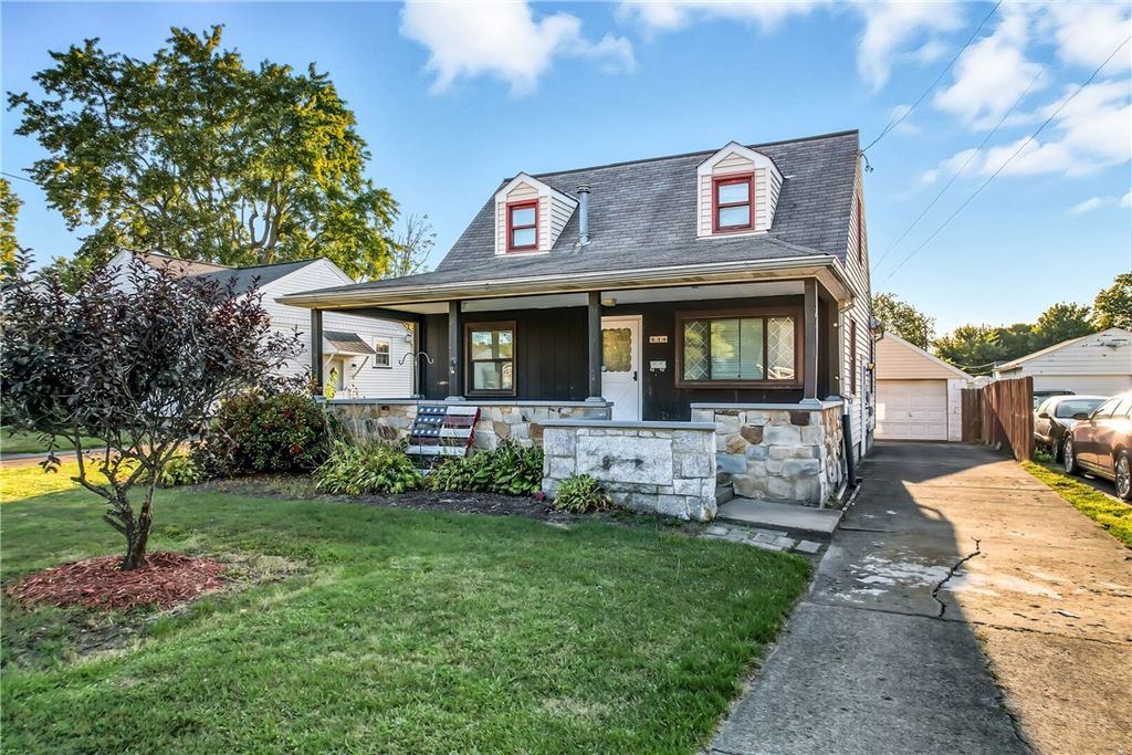 634 Spencer Ave, Sharon, PA 16146