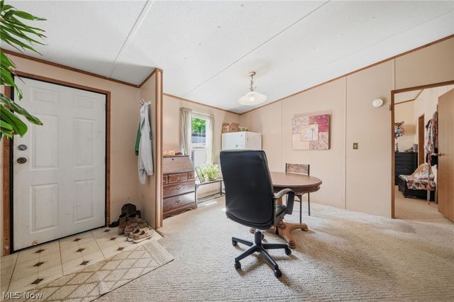 4534 Lake Road E 23, Geneva, OH 44041