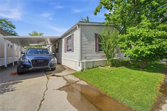 4534 Lake Road E 23, Geneva, OH 44041