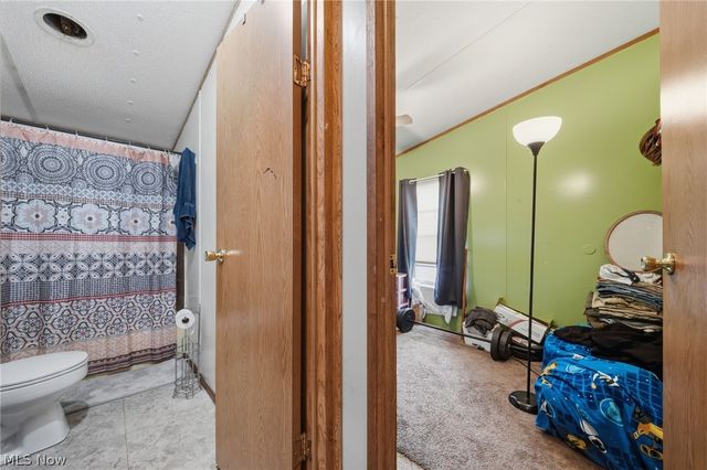 4534 Lake Road E 23, Geneva, OH 44041