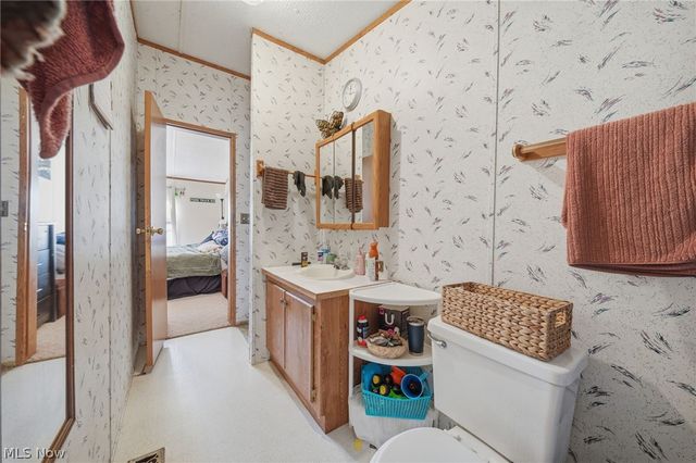 4534 Lake Road E 23, Geneva, OH 44041