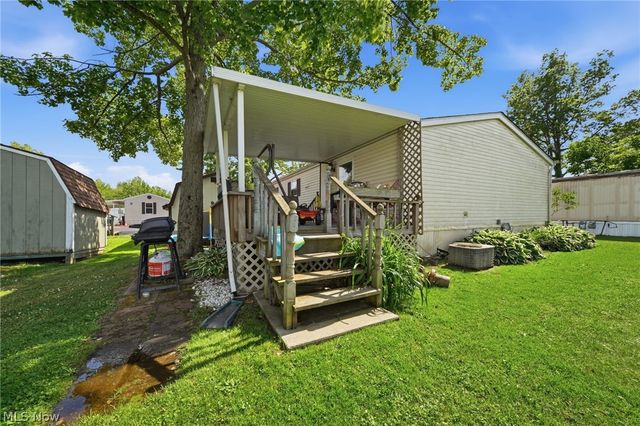 4534 Lake Road E 23, Geneva, OH 44041