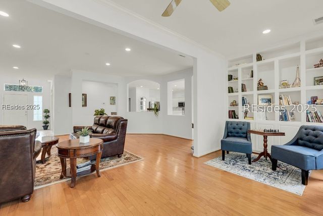 44 Hampton Cir, Bluffton, SC 29909