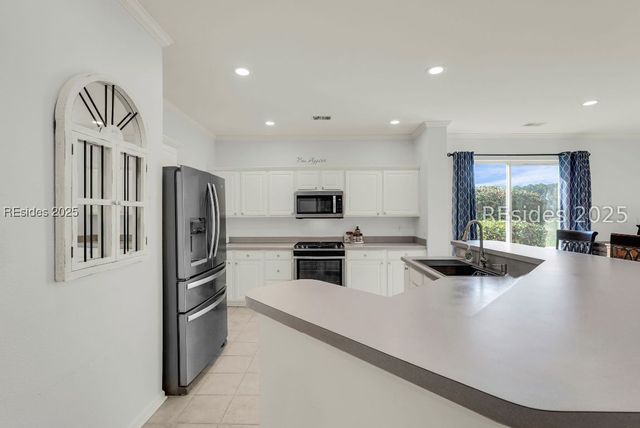 44 Hampton Cir, Bluffton, SC 29909